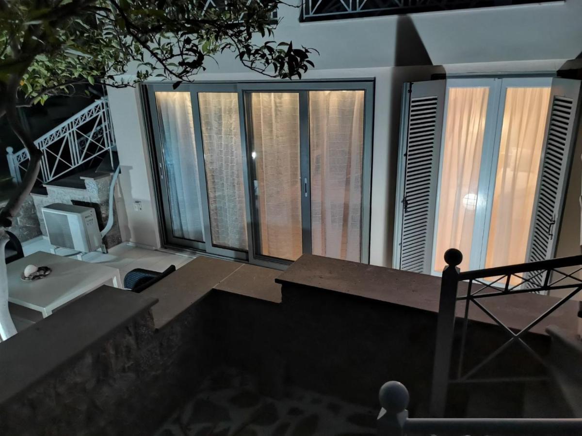 Sea Waves Apartments Nea Epidavros Exterior foto